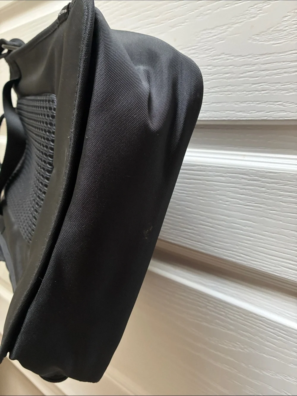 Travelon sleek antitheft